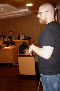 p4120499 ...προσωπικές του εμπειρίες, ως παίκτη pen & paper RPG.