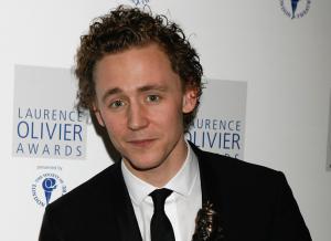 tom_hiddleston_56625t