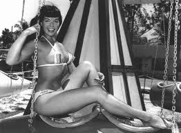 BETTIE PAGE PIN-UP